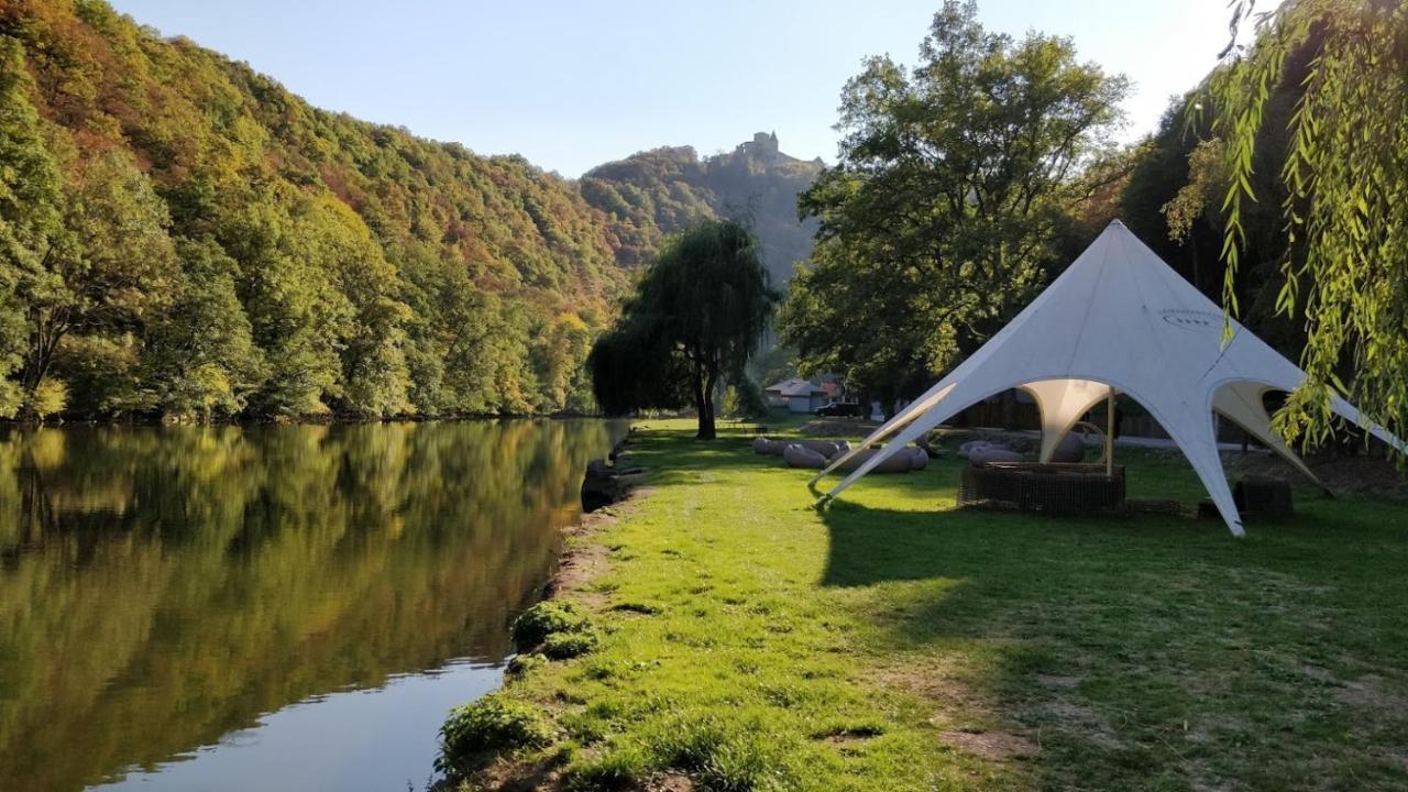 Cocoon Hotel La Rive Буршайд Екстериор снимка